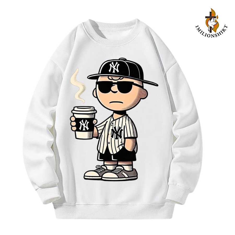 Charlie Brown Yankees Sweatshirt - Peanuts Fan Apparel