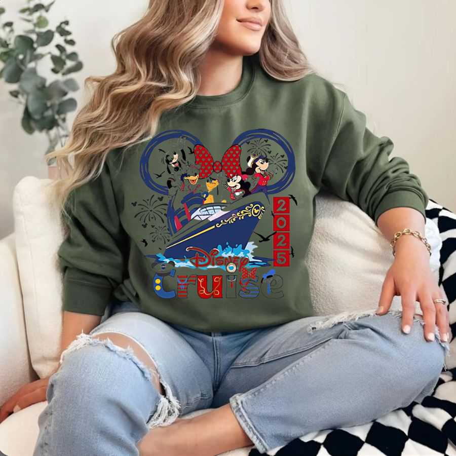 The 2025 Cruise Crew Sweatshirt
