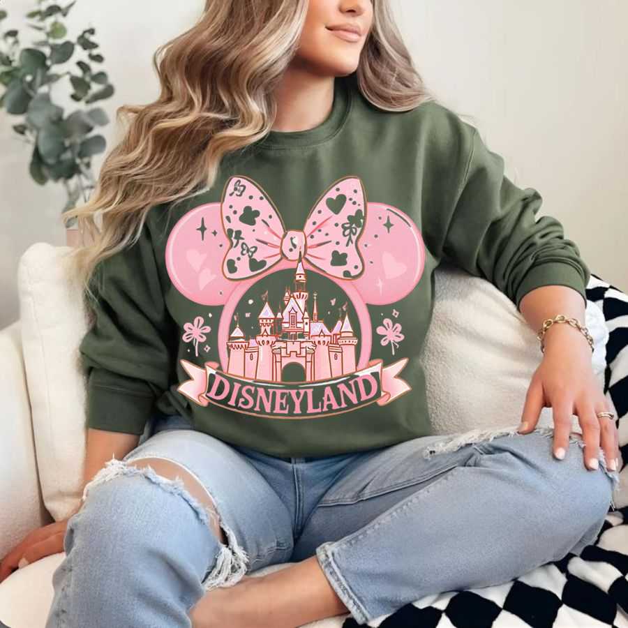 The Glitter Minnie Castle Sweatshirt The Glitter Minnie Castle Sweatshirt