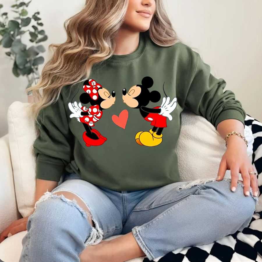 Disney Mickey & Minnie Mouse Trio Sweatshirt