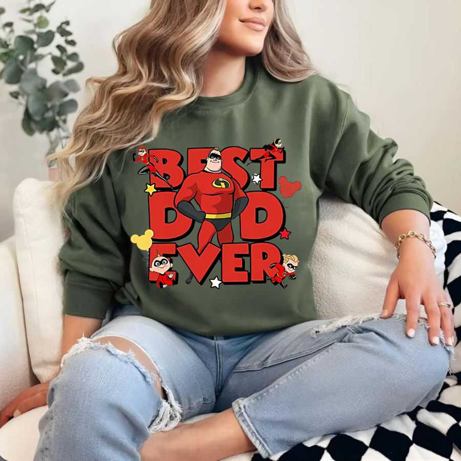 Superhero Cape Best Dad Ever Sweatshirt