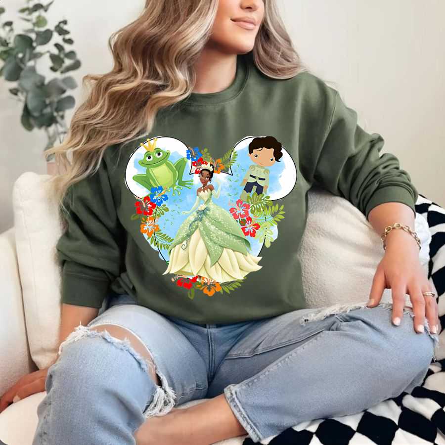 Disney Princess Cinderella & Friends Heart Sweatshirt Disney Princess Cinderella & Friends Heart Sweatshirt