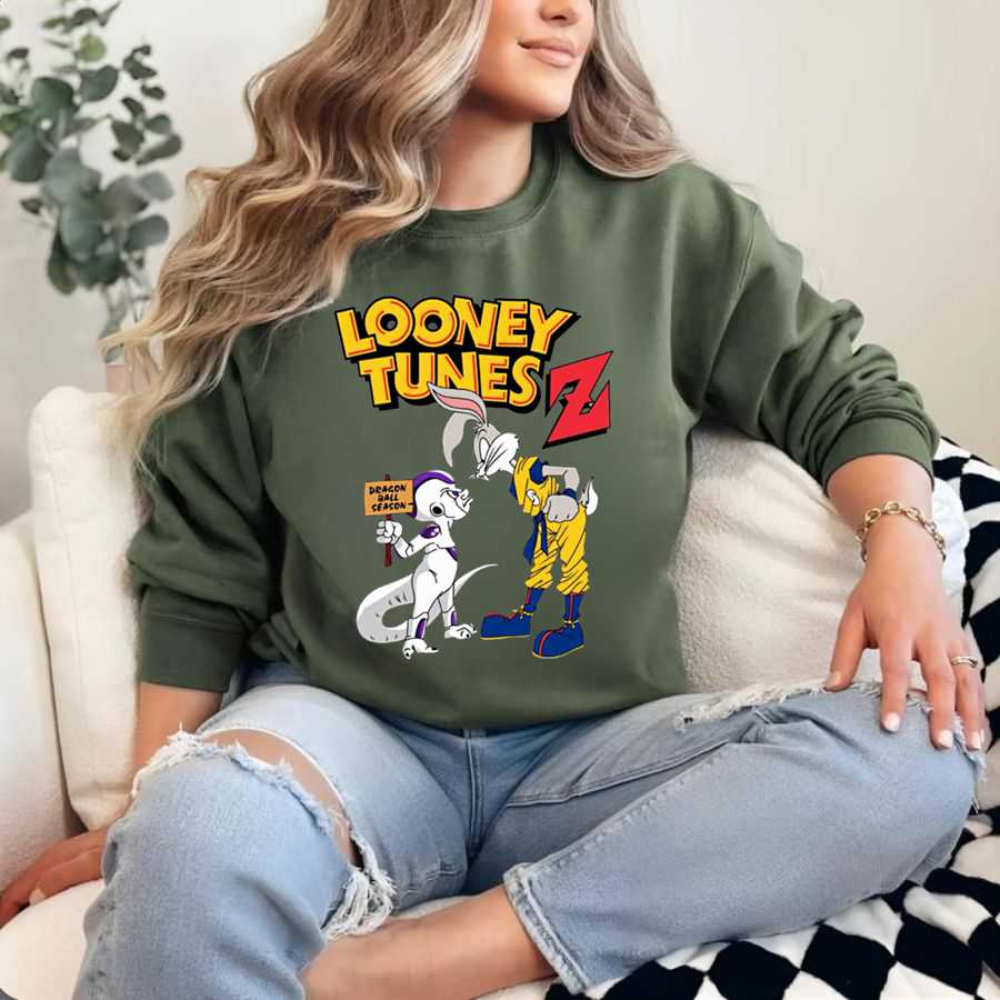 Classic Looney Tunes Squad Bugs Bunny Sweatshirt Classic Looney Tunes Squad Bugs Bunny Sweatshirt