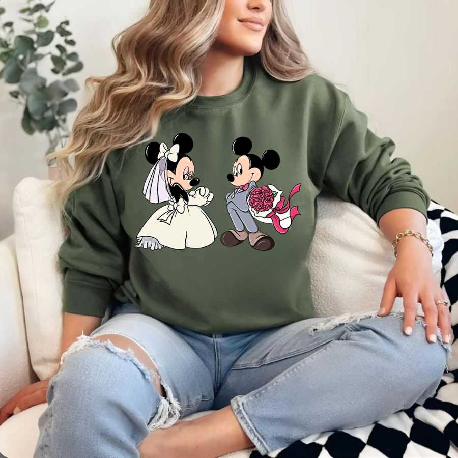Classic Disney Mickey & Minnie Mouse True Love Sweatshirt